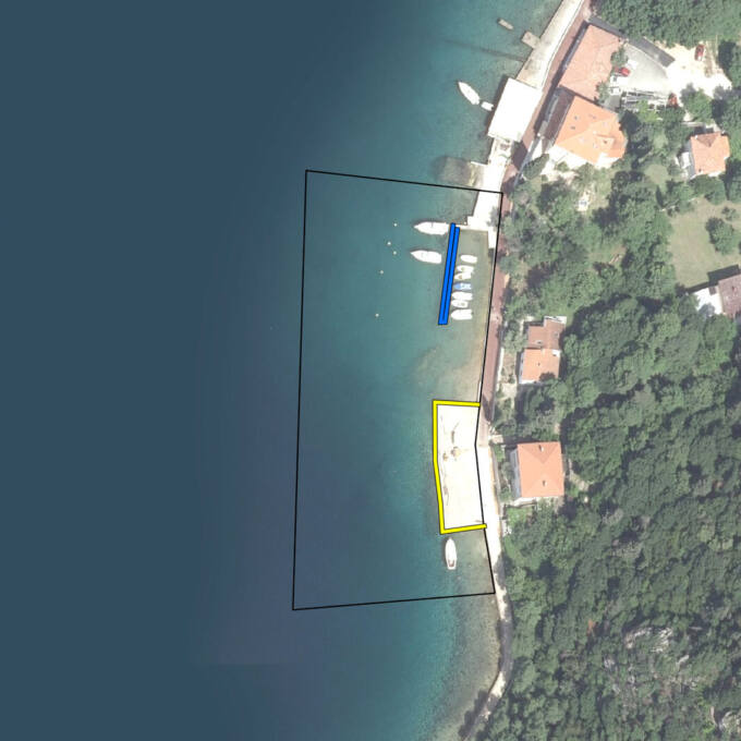 Luka omisalj bazen pod dubec ortofoto 2020